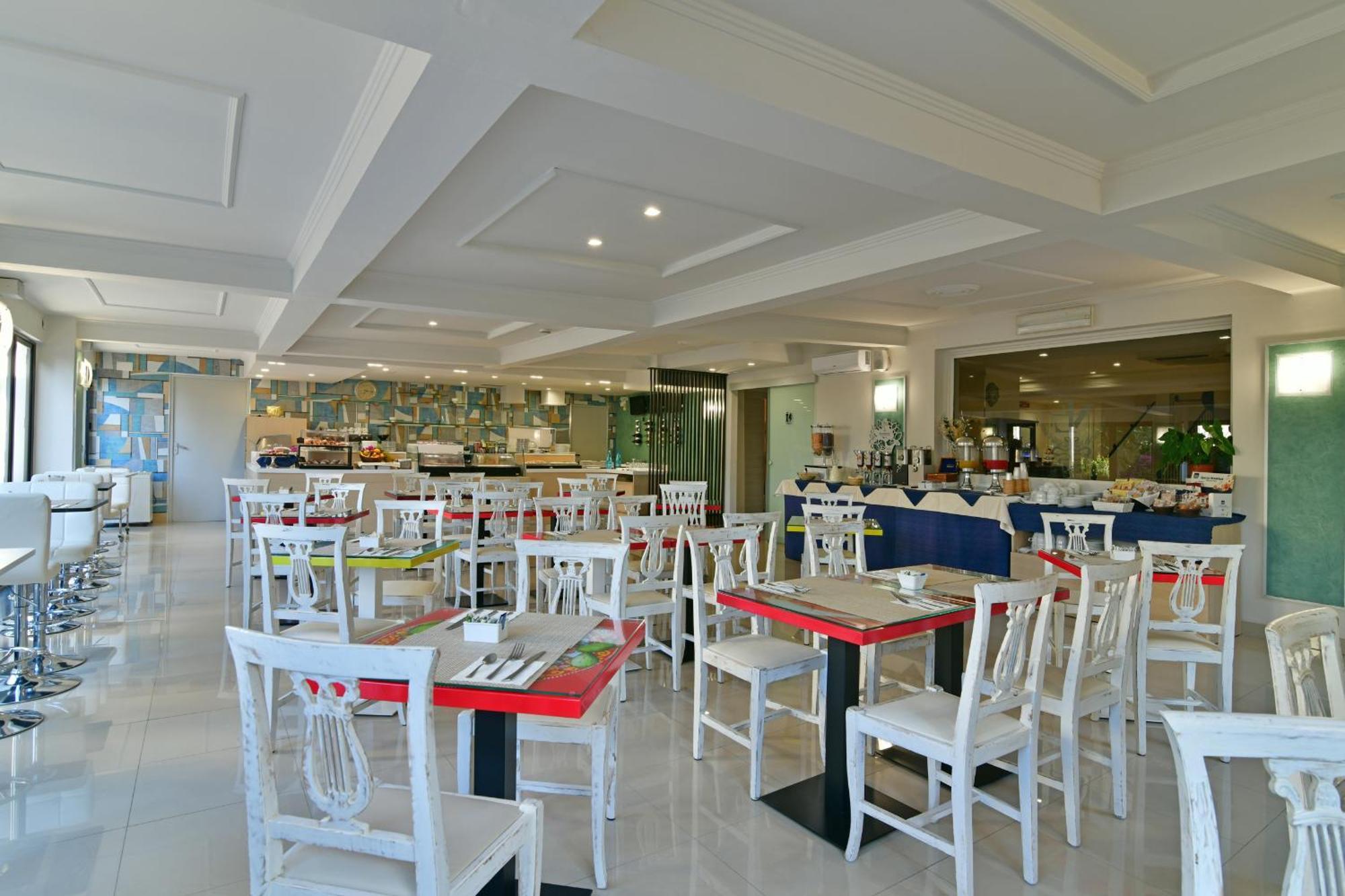 Hotel & Apartments Villa Linda Giardini Naxos Bagian luar foto