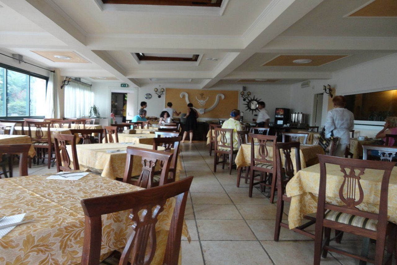 Hotel & Apartments Villa Linda Giardini Naxos Bagian luar foto